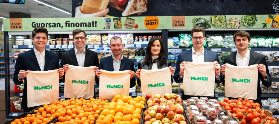 1-Munch_founders_Kazatsay_Eszter_Hagymásy_András_3 1